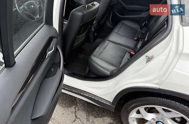 Внедорожник / Кроссовер BMW X1 2014 в 