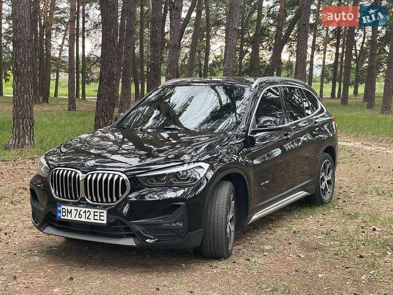 Внедорожник / Кроссовер BMW X1 2015 в Киеве