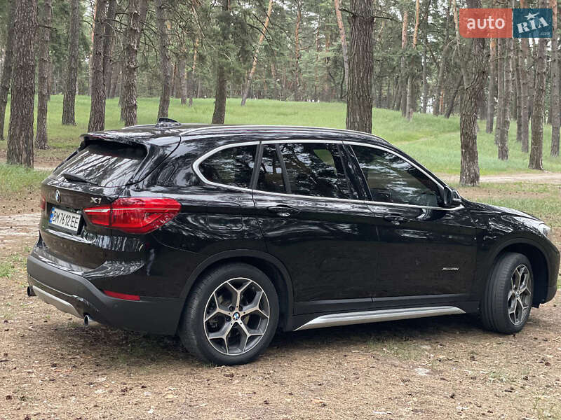 Внедорожник / Кроссовер BMW X1 2015 в Киеве