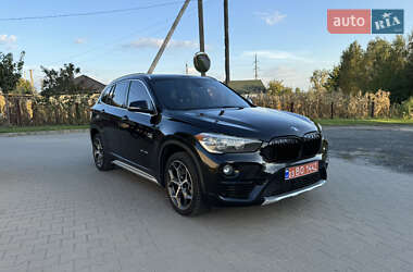 Внедорожник / Кроссовер BMW X1 2018 в 