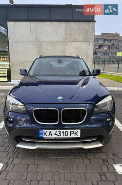 Внедорожник / Кроссовер BMW X1 2010 в Киеве