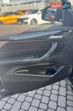 Внедорожник / Кроссовер BMW X1 2020 в 