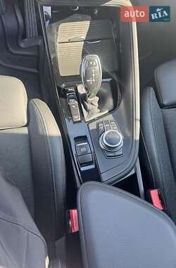 Внедорожник / Кроссовер BMW X1 2020 в 