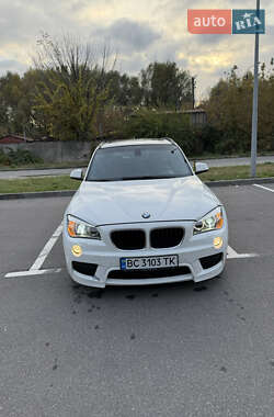 Позашляховик / Кросовер BMW X1 2013 в Києві