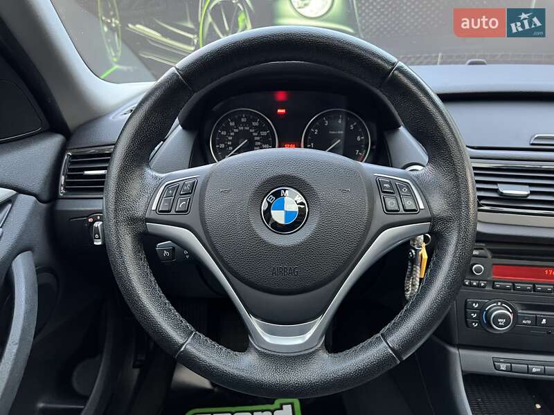 Внедорожник / Кроссовер BMW X1 2013 в Одессе