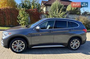 Внедорожник / Кроссовер BMW X1 2015 в 