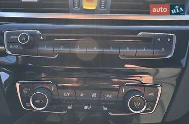 Внедорожник / Кроссовер BMW X1 2015 в 