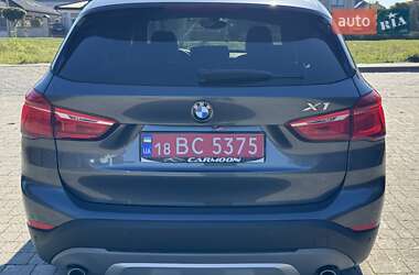 Внедорожник / Кроссовер BMW X1 2015 в 