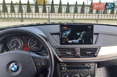 Внедорожник / Кроссовер BMW X1 2013 в 