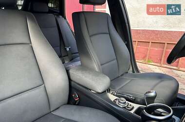 Внедорожник / Кроссовер BMW X1 2013 в 