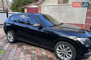 Внедорожник / Кроссовер BMW X1 2013 в 