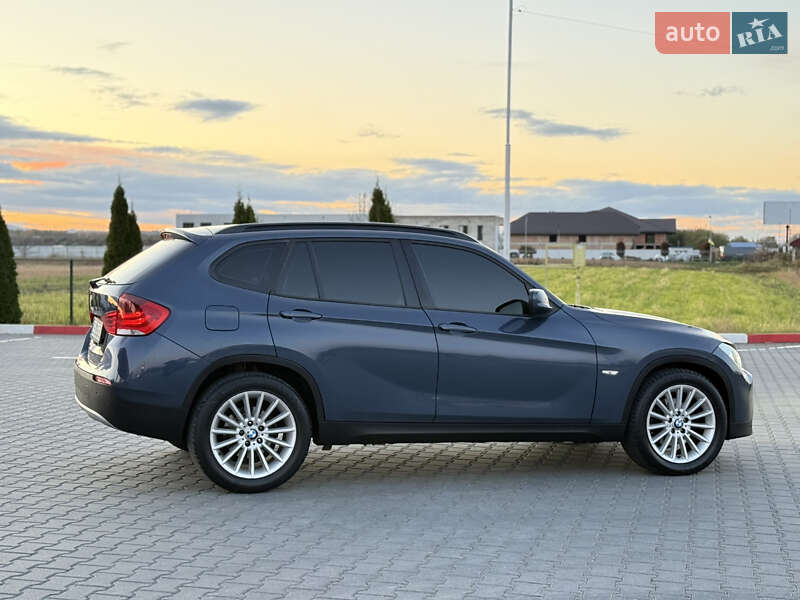 Внедорожник / Кроссовер BMW X1 2011 в Черновцах
