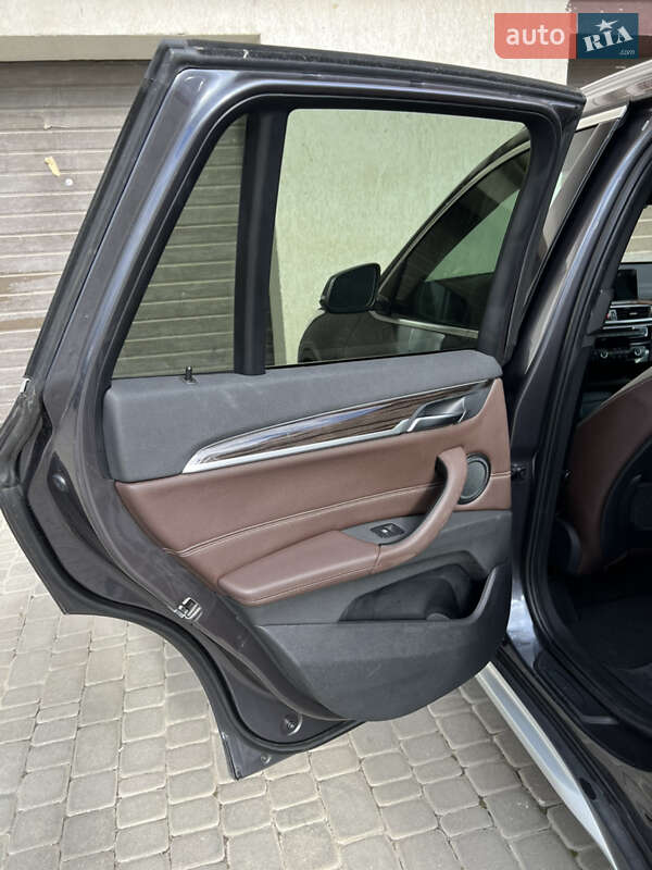 Внедорожник / Кроссовер BMW X1 2016 в Львове фото 19 Внедорожник / Кроссовер BMW X1 2016 в Львове