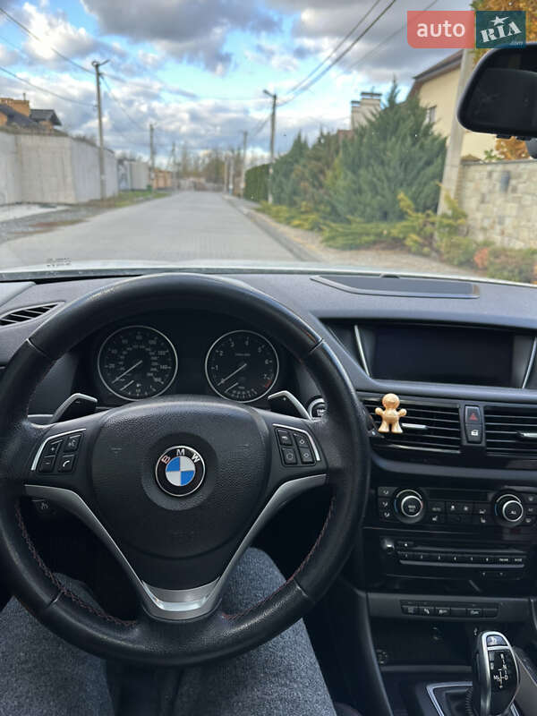 Внедорожник / Кроссовер BMW X1 2012 в Хмельницком
