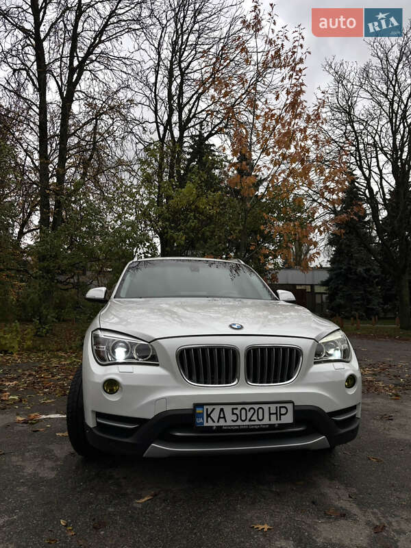 Позашляховик / Кросовер BMW X1 2013 в Києві