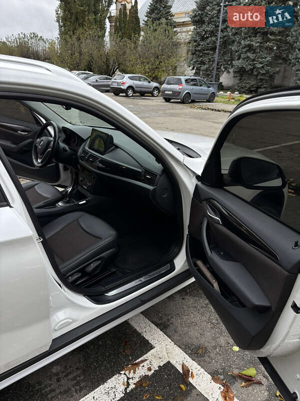 Позашляховик / Кросовер BMW X1 2013 в Києві