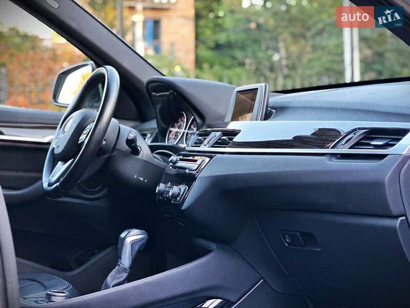 Внедорожник / Кроссовер BMW X1 2016 в Киеве фото 32 Внедорожник / Кроссовер BMW X1 2016 в Киеве