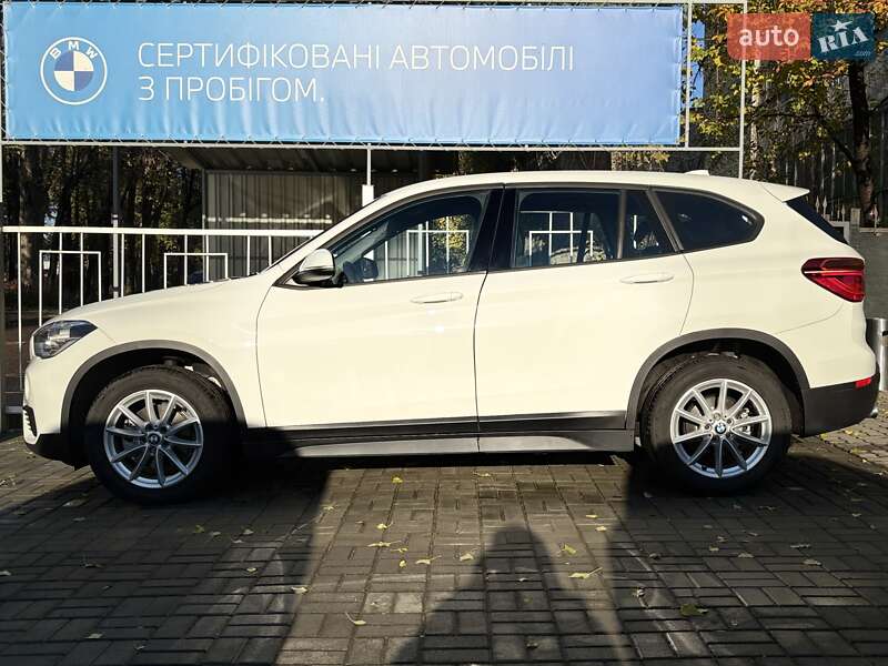 Внедорожник / Кроссовер BMW X1 2017 в Черкассах фото 9 Внедорожник / Кроссовер BMW X1 2017 в Черкассах