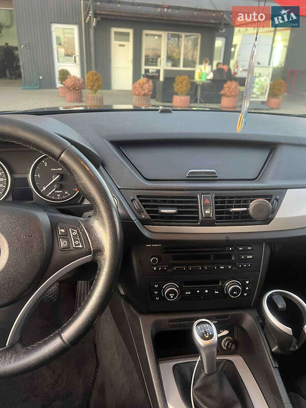 Внедорожник / Кроссовер BMW X1 2010 в Яворове фото 4 Внедорожник / Кроссовер BMW X1 2010 в Яворове