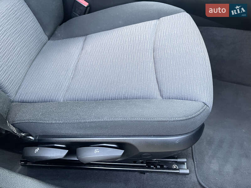 Позашляховик / Кросовер BMW X1 2014 в Чернівцях