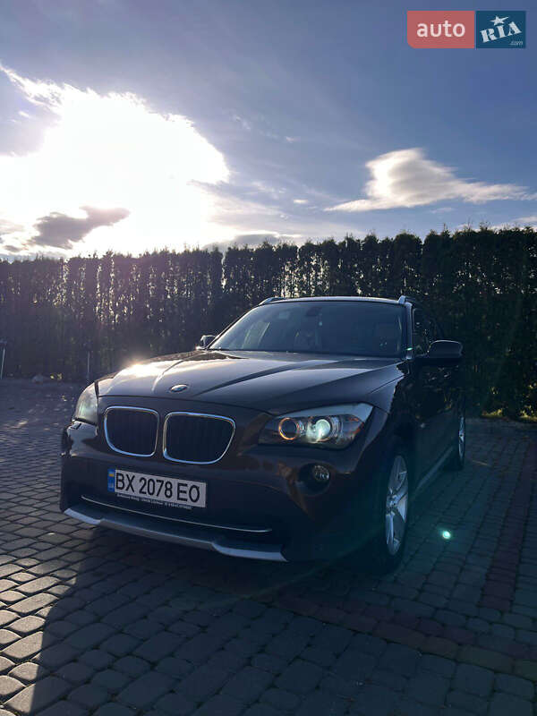 Внедорожник / Кроссовер BMW X1 2010 в Дунаевцах