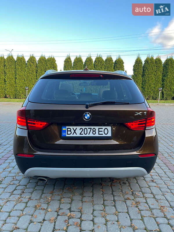 Внедорожник / Кроссовер BMW X1 2010 в Дунаевцах