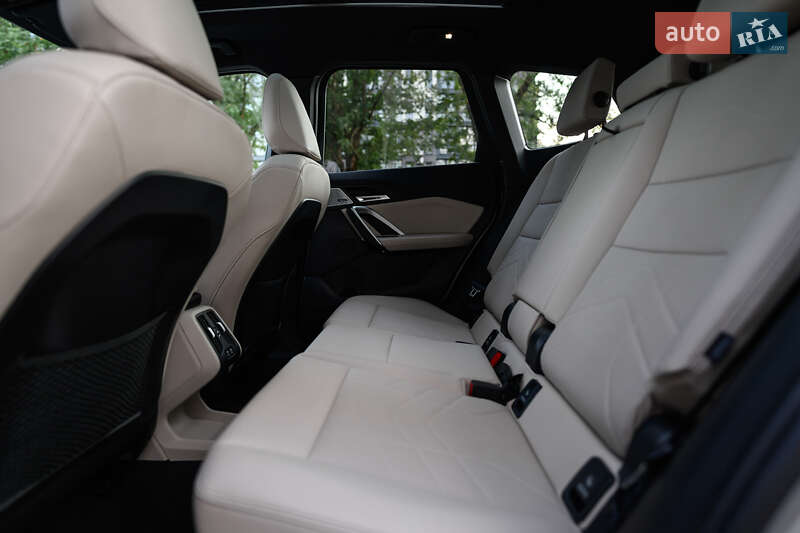 Внедорожник / Кроссовер BMW X1 2023 в Ужгороде