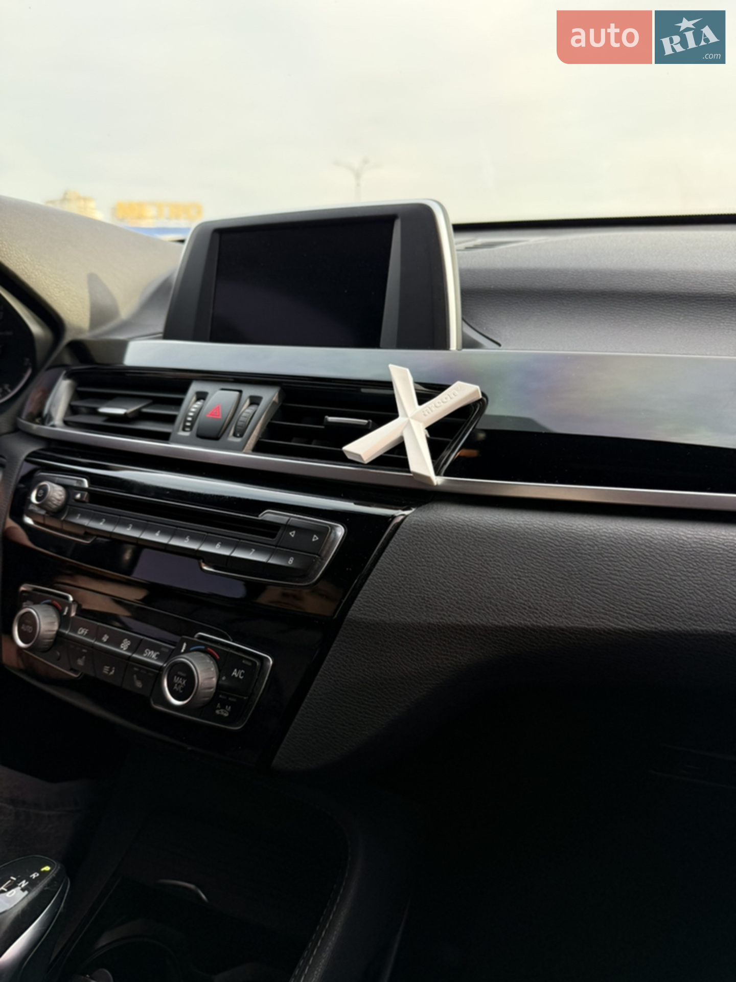 2016 BMW X1 - мініатюра 4