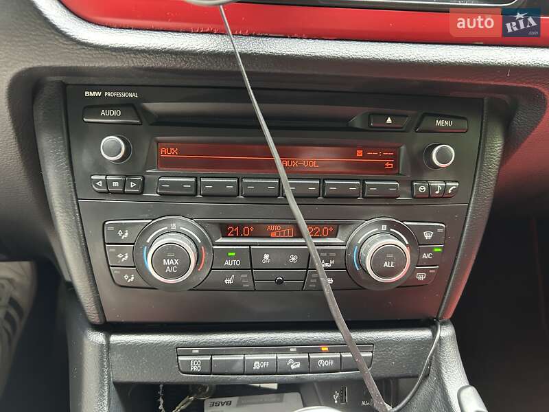 Внедорожник / Кроссовер BMW X1 2014 в Измаиле