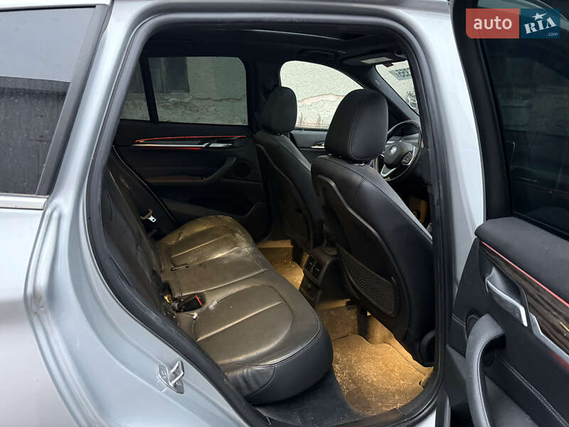 Внедорожник / Кроссовер BMW X1 2016 в Тернополе