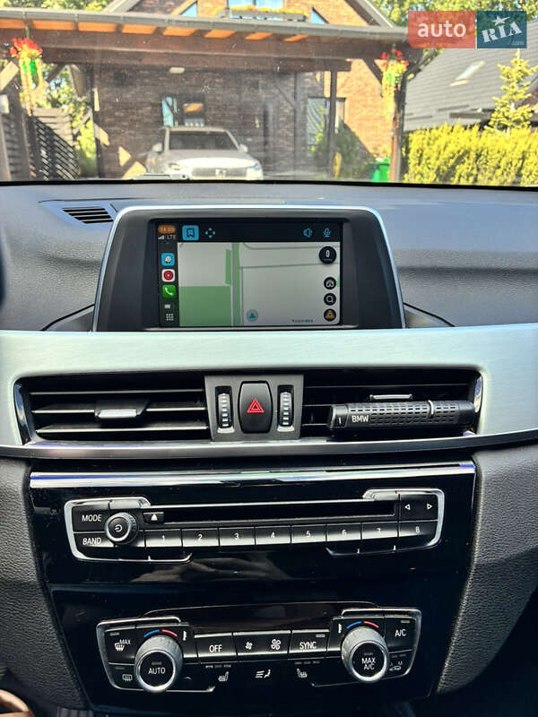 Внедорожник / Кроссовер BMW X1 2018 в Киеве