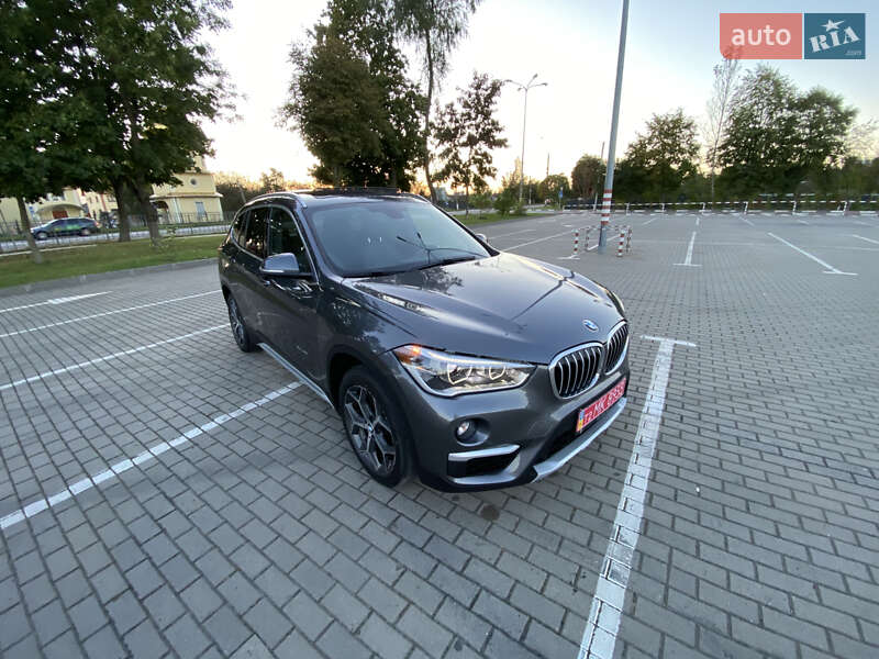 Позашляховик / Кросовер BMW X1 2016 в Коломиї