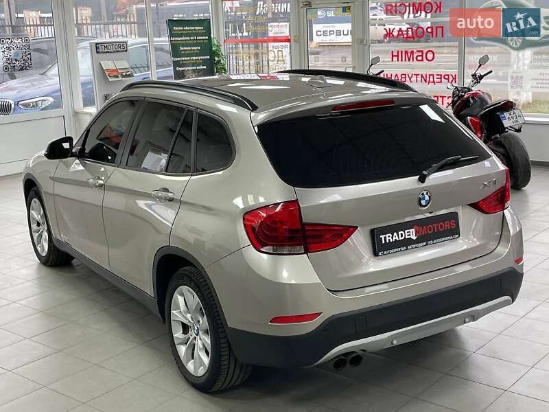 Внедорожник / Кроссовер BMW X1 2014 в Киеве