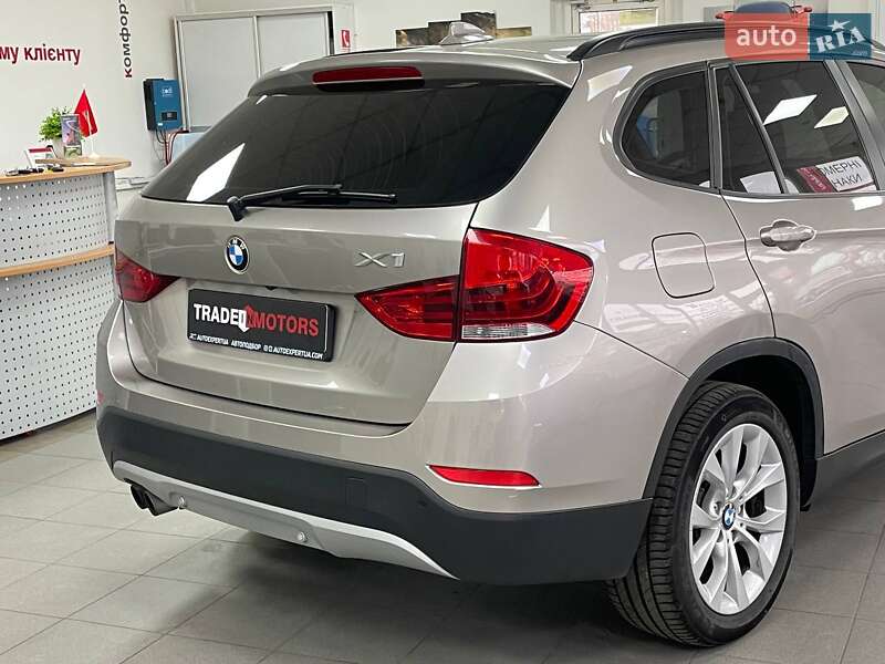 Внедорожник / Кроссовер BMW X1 2014 в Киеве
