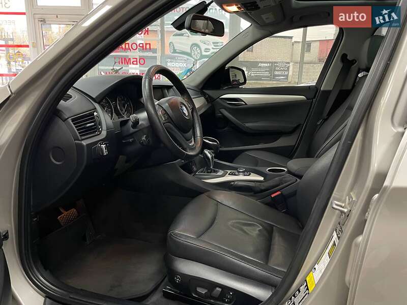 Внедорожник / Кроссовер BMW X1 2014 в Киеве