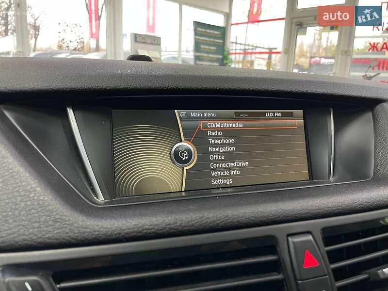 Внедорожник / Кроссовер BMW X1 2014 в Киеве