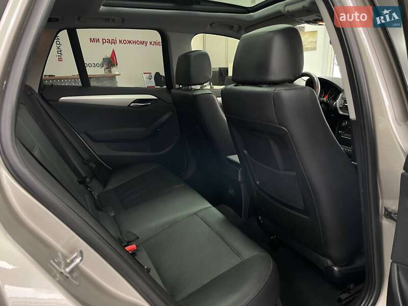 Внедорожник / Кроссовер BMW X1 2014 в Киеве