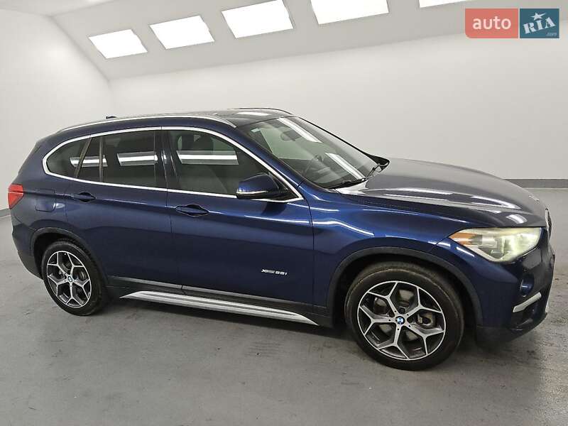 Внедорожник / Кроссовер BMW X1 2017 в Ивано-Франковске