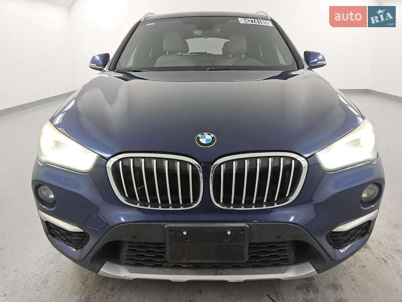 Внедорожник / Кроссовер BMW X1 2017 в Ивано-Франковске