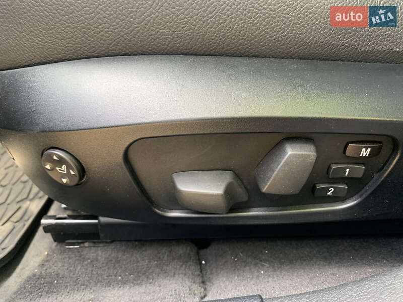 Внедорожник / Кроссовер BMW X1 2014 в Киеве