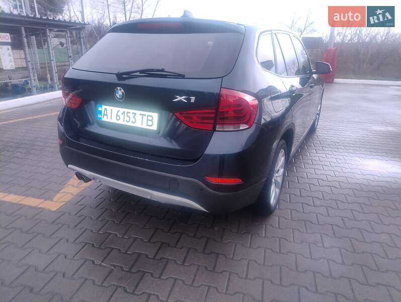 Внедорожник / Кроссовер BMW X1 2012 в Киеве