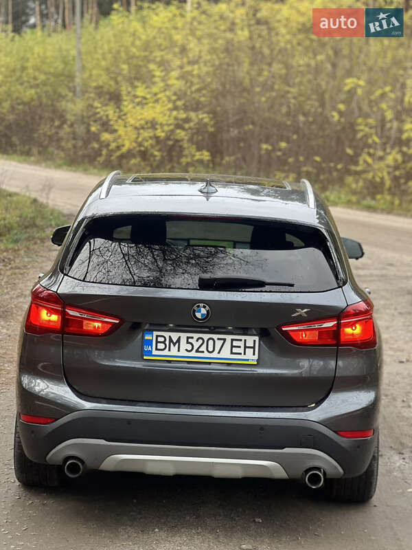 Внедорожник / Кроссовер BMW X1 2016 в Киеве