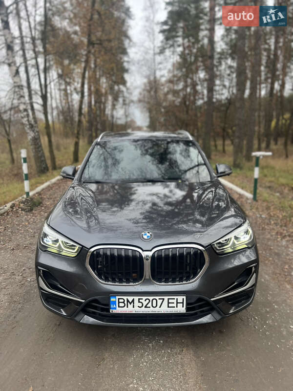 Внедорожник / Кроссовер BMW X1 2016 в Киеве