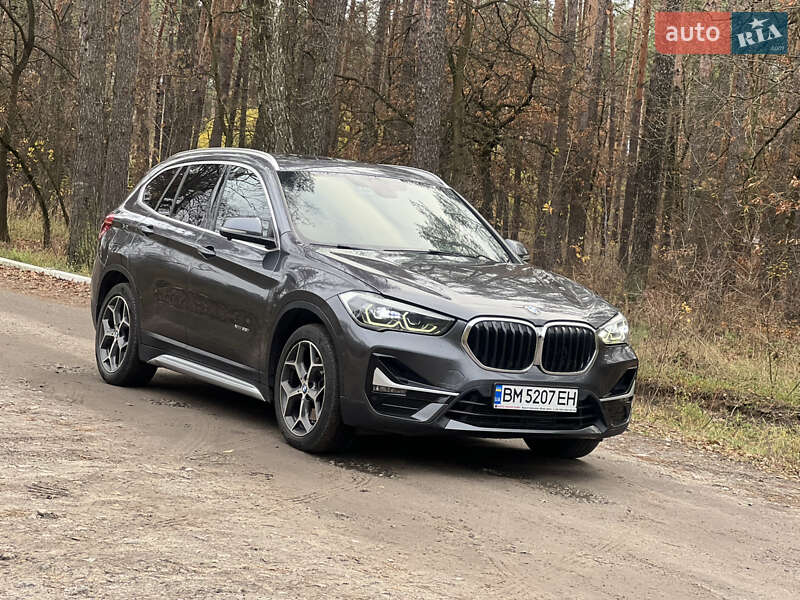Внедорожник / Кроссовер BMW X1 2016 в Киеве