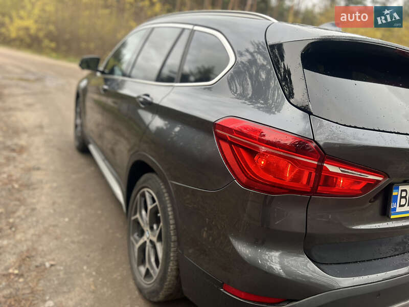 Внедорожник / Кроссовер BMW X1 2016 в Киеве