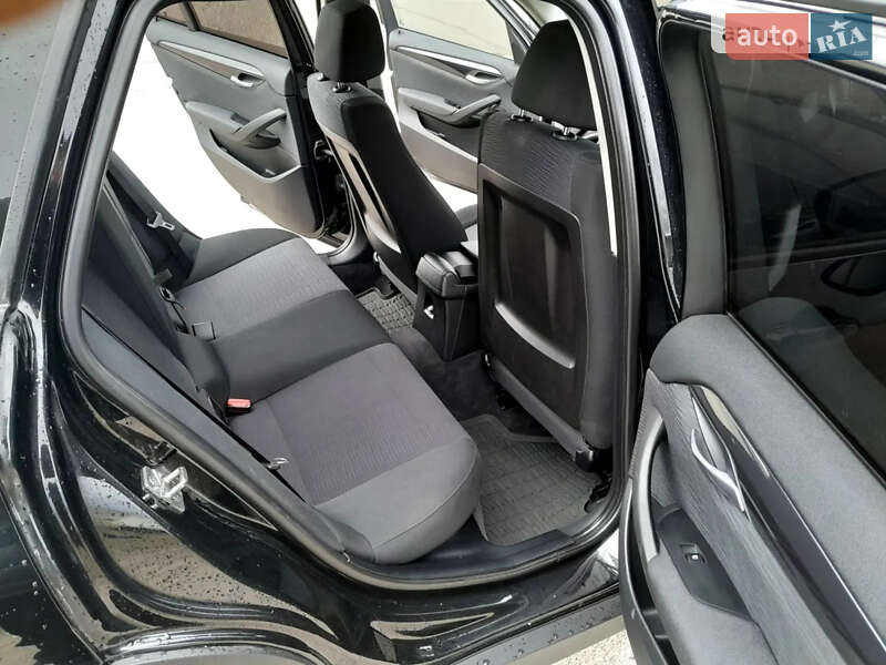 Внедорожник / Кроссовер BMW X1 2012 в Киеве