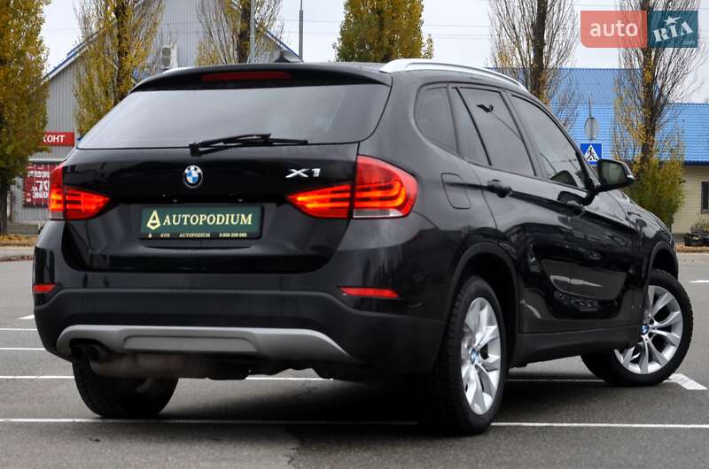 Внедорожник / Кроссовер BMW X1 2013 в Киеве