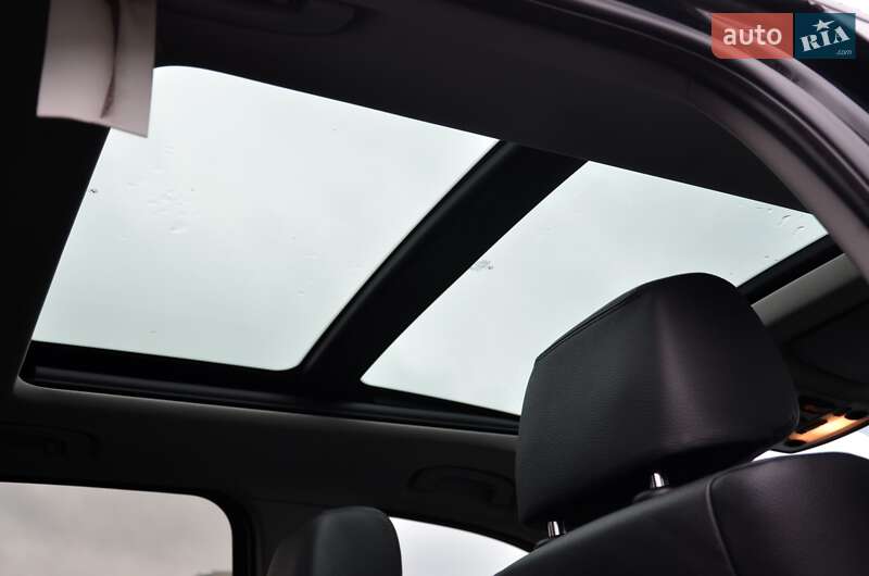 Внедорожник / Кроссовер BMW X1 2013 в Киеве