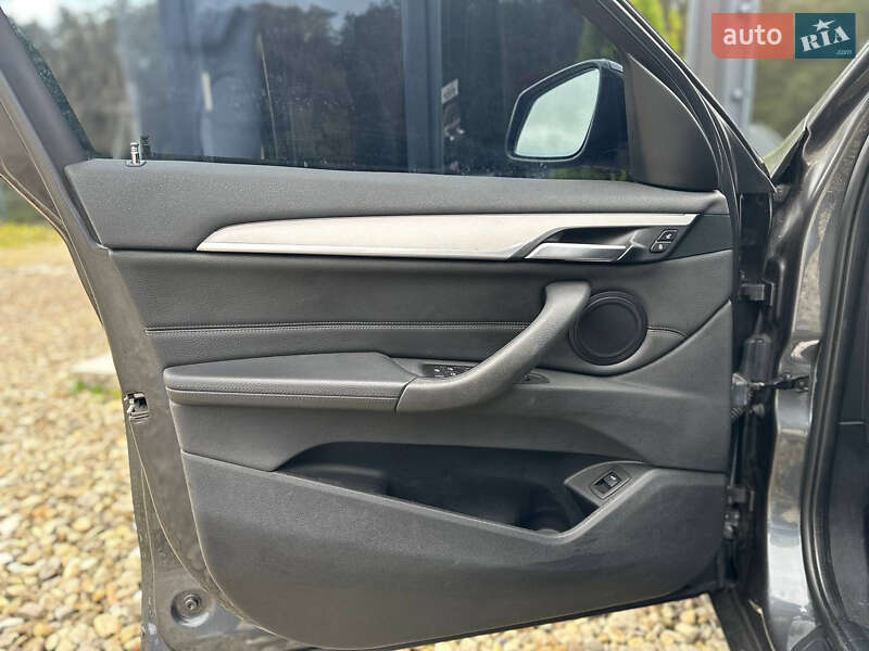 Внедорожник / Кроссовер BMW X1 2017 в Львове фото 15 Внедорожник / Кроссовер BMW X1 2017 в Львове