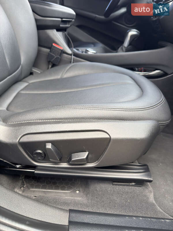 Внедорожник / Кроссовер BMW X1 2015 в Львове фото 16 Внедорожник / Кроссовер BMW X1 2015 в Львове